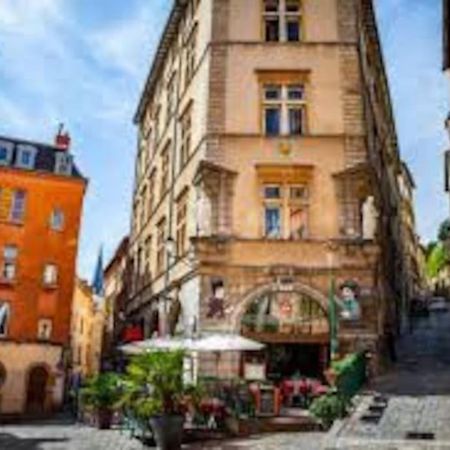 Pepite Rare 8 Personnes Au Coeur Battant Du Vieux Lyon Apartamento Exterior foto