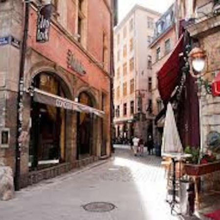 Pepite Rare 8 Personnes Au Coeur Battant Du Vieux Lyon Apartamento Exterior foto