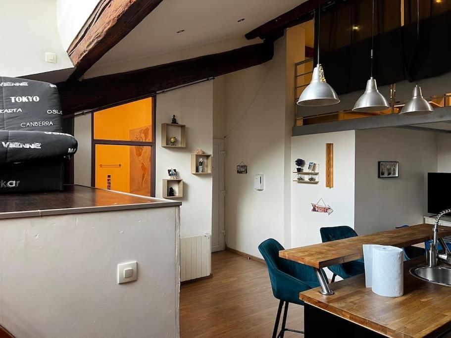 Pepite Rare 8 Personnes Au Coeur Battant Du Vieux Lyon Apartamento Exterior foto