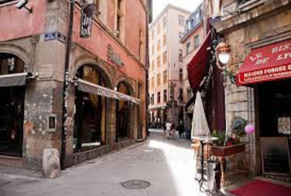 Pepite Rare 8 Personnes Au Coeur Battant Du Vieux Lyon Apartamento Exterior foto